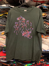 Load image into Gallery viewer, Vintage Wizard of Oz Shirt