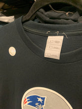 Load image into Gallery viewer, Y2K New England Patriots Shirt