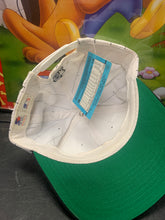 Load image into Gallery viewer, Vintage Chicago White Sox Snapback