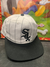 Load image into Gallery viewer, Vintage Chicago White Sox Snapback