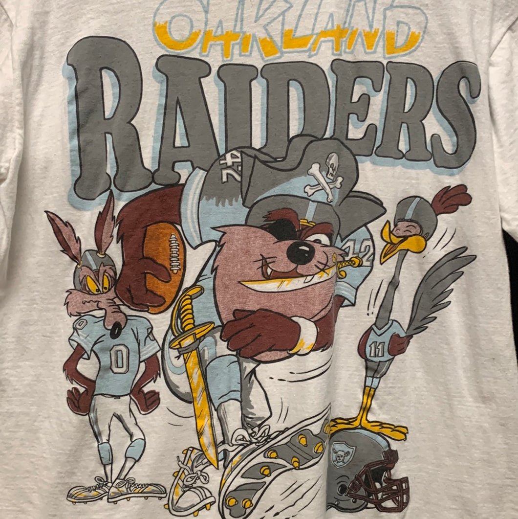 Vintage Looney Tunes x Oakland Raiders