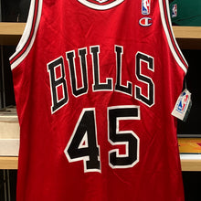 Load image into Gallery viewer, Vintage Chicago Bulls Jordan #45 Jersey
